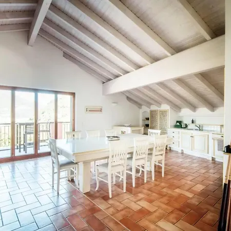 Mansarda Gentilino By Quokka 360 - Charming Attic Retreat In Nature Apartman Collina d'Oro
