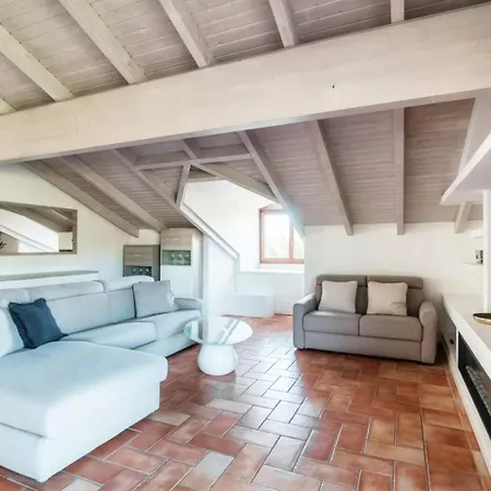 Apartman Mansarda Gentilino By Quokka 360 - Charming Attic Retreat In Nature